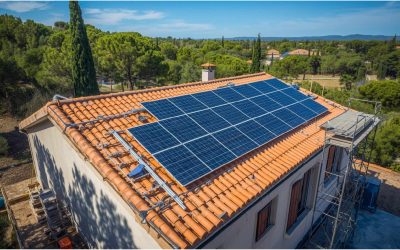 Installation Panneaux Photovoltaïques dans le Var : Le Guide Complet 2026